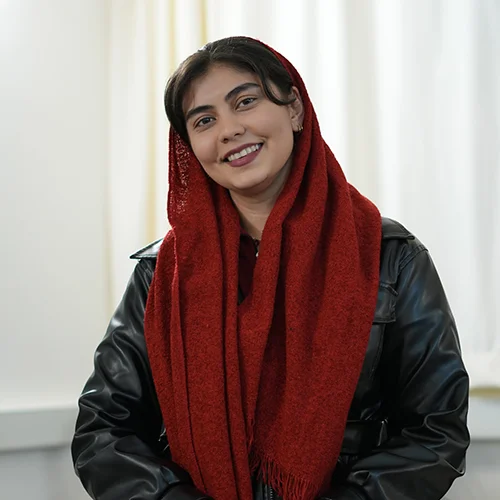 ستایش اصفهانی